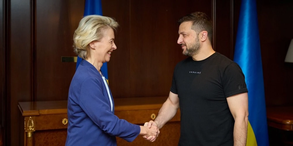 Урсула фон дер Ляєн і Володимир Зеленський під час переговорів щодо фінансування України