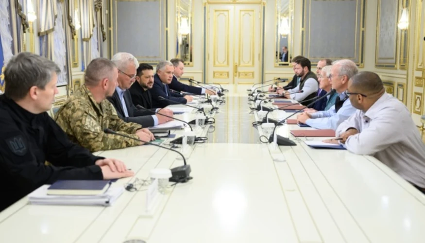 Зеленський та американські сенатори під час зустрічі у Києві 9 жовтня 2026 року